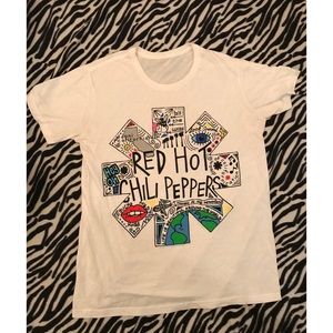 White Red Hot Chilli Peppers tshirt